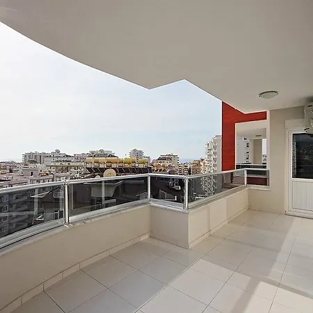 Lal 1 Apartment